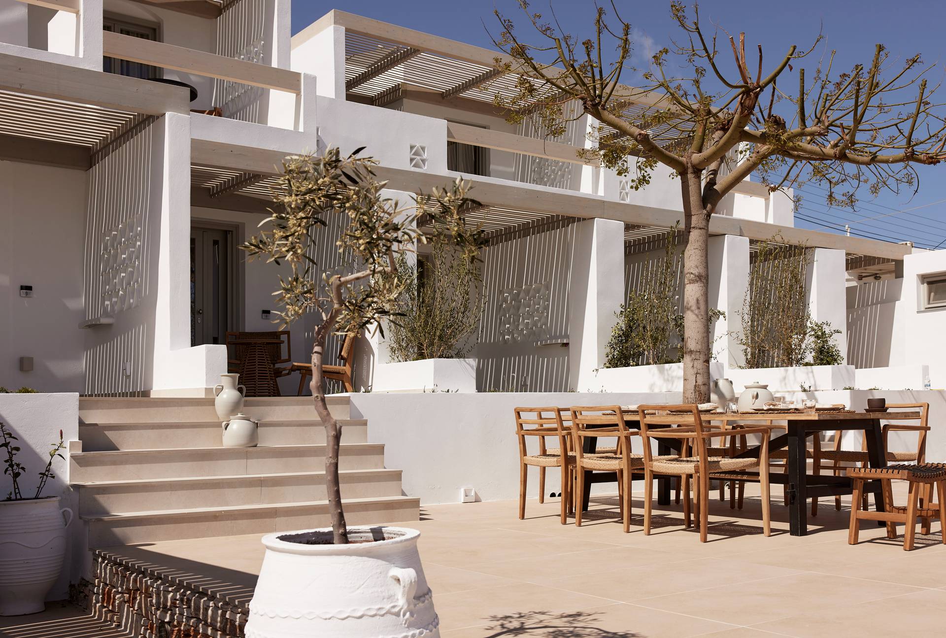 ENALION SUITES SIFNOS
