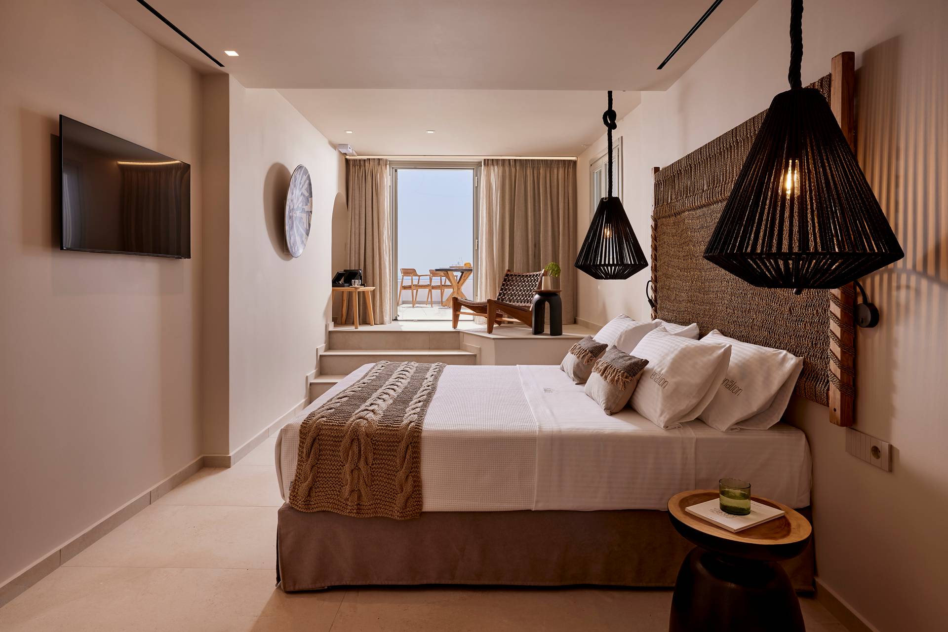 ENALION SUITES SIFNOS
