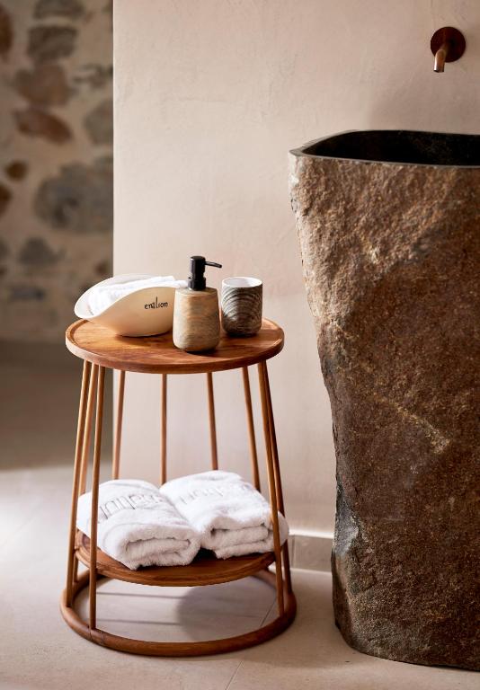 ENALION SUITES SIFNOS
