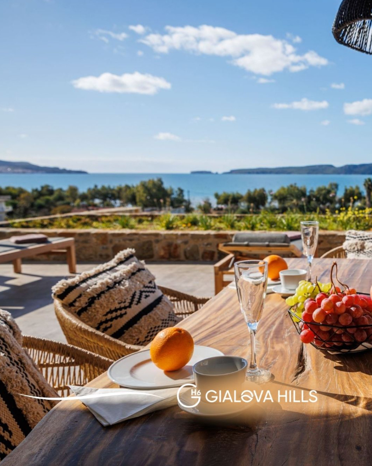 GIALOVA HILLS - MESSINIA
