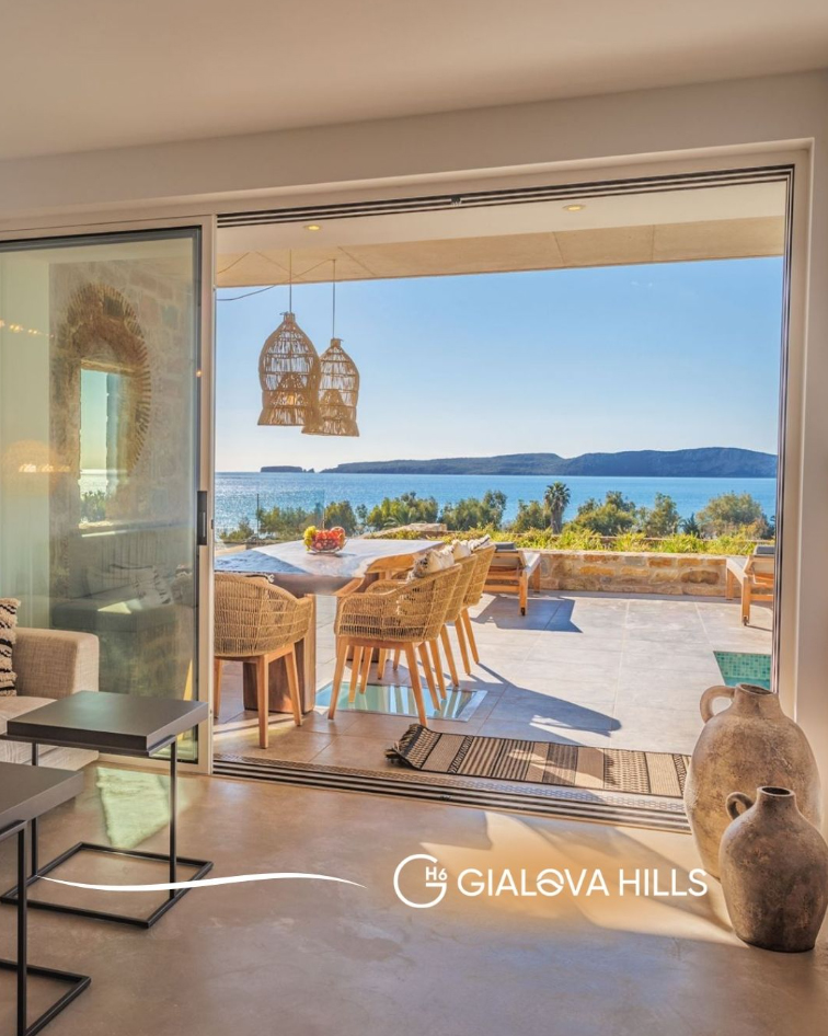 GIALOVA HILLS - MESSINIA
