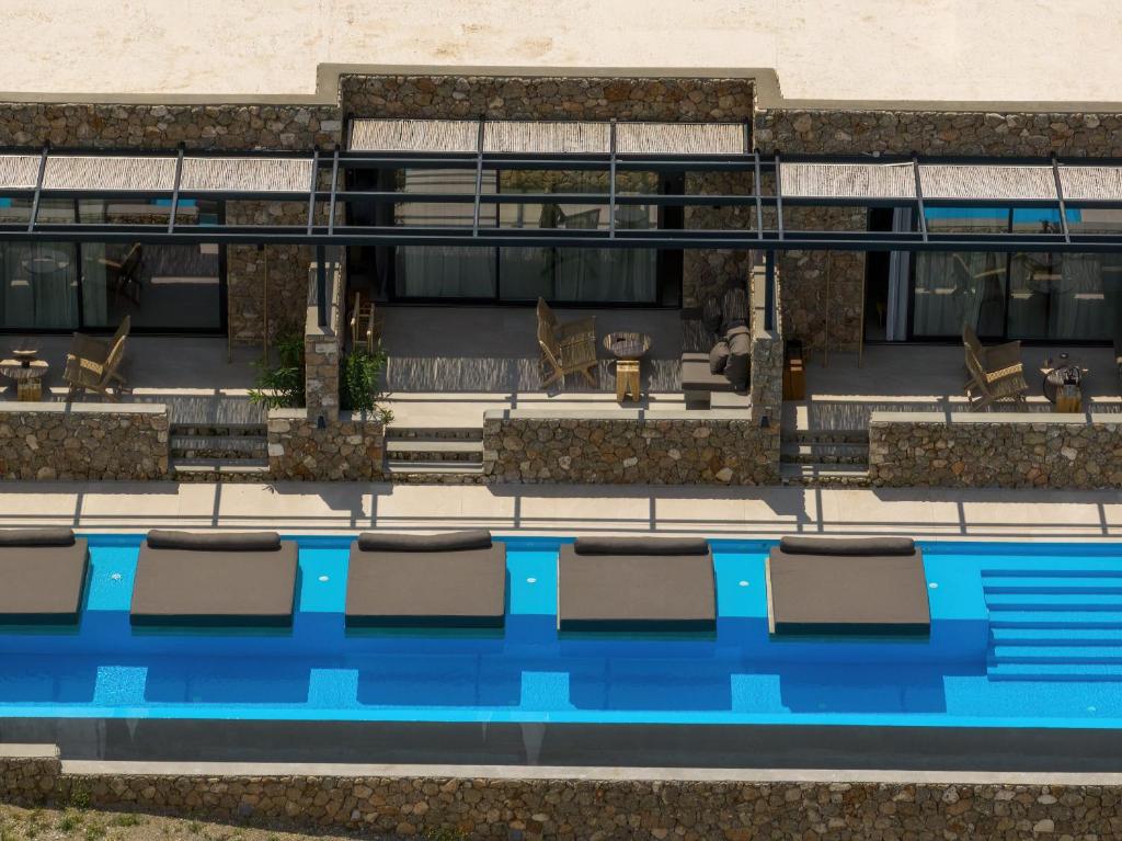 LE GRAND BLUE RESORΤ
