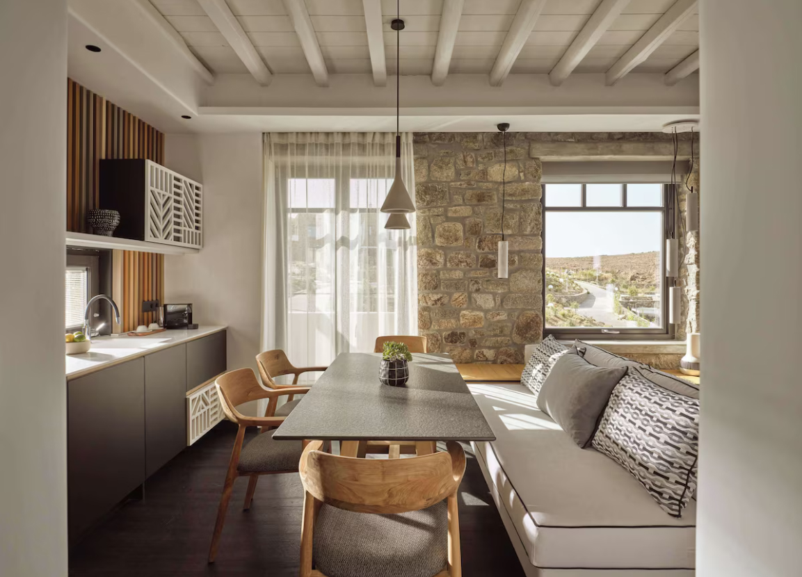 SEMELI COAST CURIO HOTEL by HILTON MYKONOS
