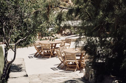 MONASTIRI BEACH BAR PAROS
