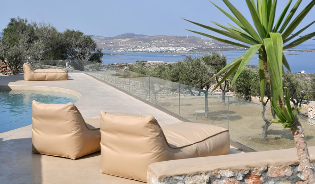 MYTHIC-HOTEL-PAROS
