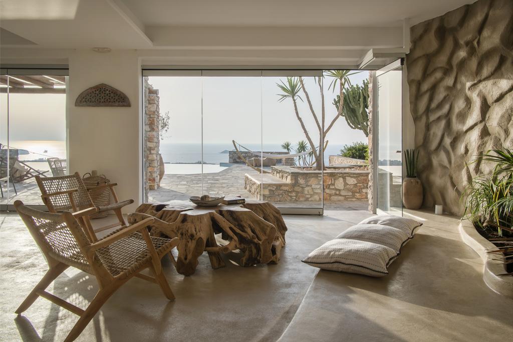 MYTHIC-HOTEL-PAROS
