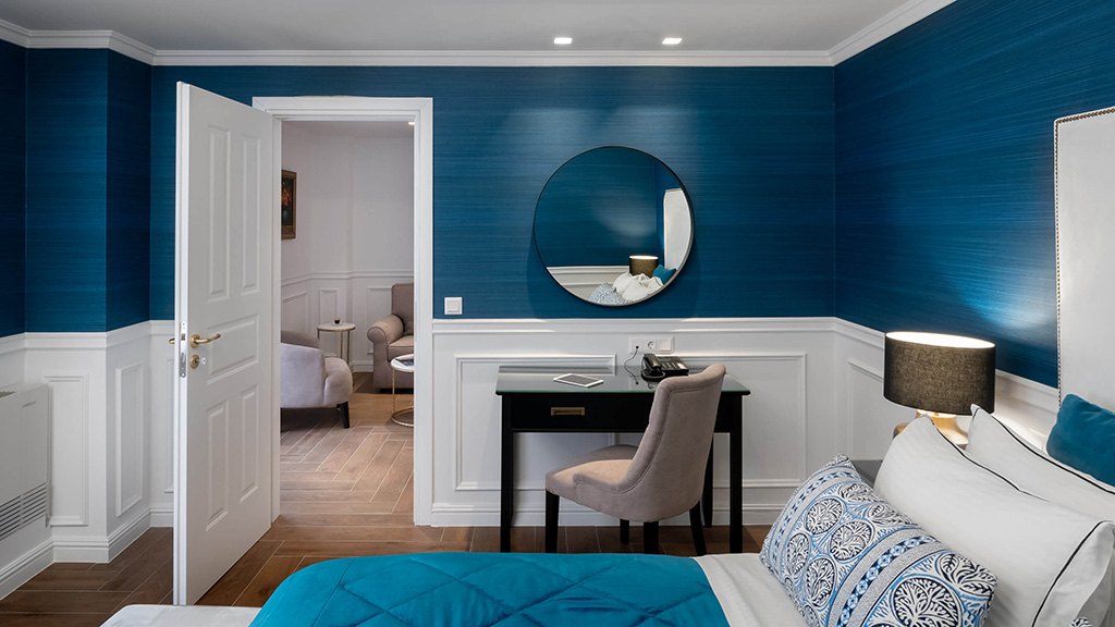 EVRIPIDOU SUITES-ATHENS
