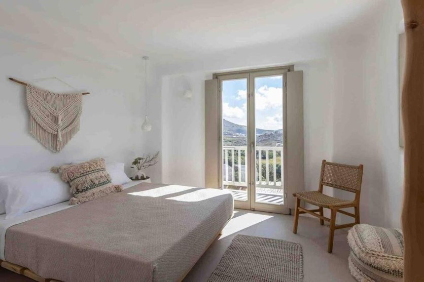 BLV LUXURY SUITES MYKONOS
