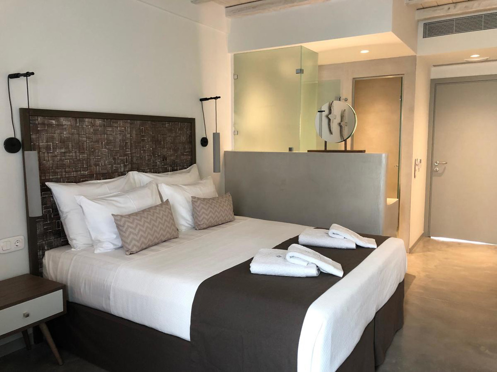 LITHOS LUXURY SUITES ΤΗΝΟΣ
