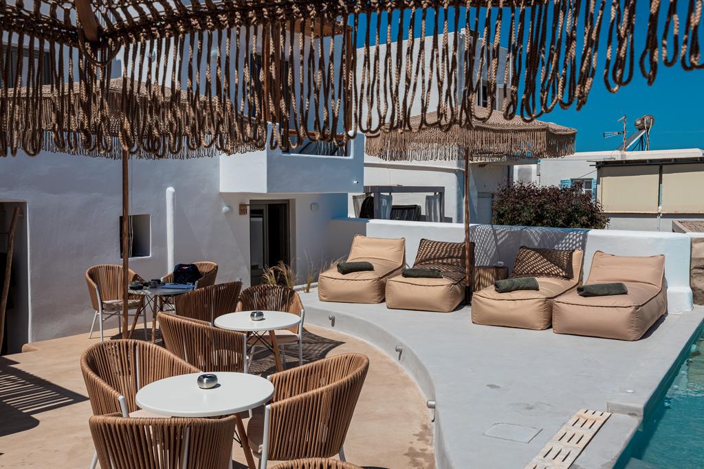 BOHEMIAN-PAROS
