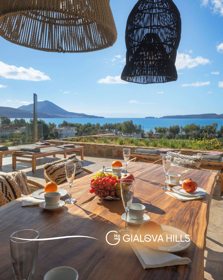 GIALOVA HILLS - MESSINIA
