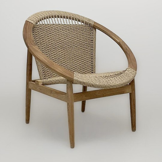 Lounge Chairs & Armchairs