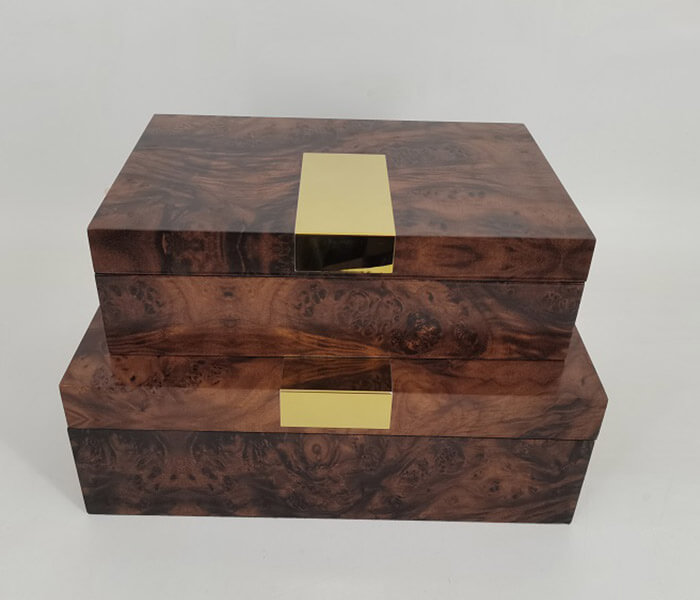 15.7050.0990: Διακοσμητικό κουτί, ξύλο - μέταλλο