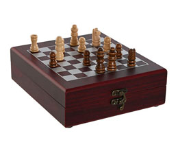 13.7308.0321: Κουτί ξύλο,σετ σκάκι, σετ (4τεμ) κρασιού