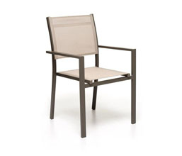 21.6696.0010 - Πολυθρόνα στοιβαζόμενη σκελετός αλουμίνιο χρώμα ανθρακί, ύφασμα textilene, χρώμα μπεζ (61 X 57 X 87Y)
