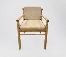 21.7339.0610: Πολυθρόνα Dining, ξύλο Teak με αποσπώμενο μαξιλάρι (φερμουάρ) καθίσματος πλάτης. Μαξιλάρι εσωτερικό Quick Dry Foam, ύφασμα Olefin υδρόφοβο sunproof (ύψος καθίσματος 47εκ., ύψος μπράτσου 66εκ.)