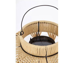 31.7009.0095: Φανάρι συνθετικό rattan - μέταλλο, λειτουργεί με solar panel