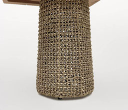 51.0000.0459: Δ.70/80 Τραπέζι in-out, βάση seagrass πλεκτή, καπάκι ξύλο recycled teak, πάχος 3εκ. 