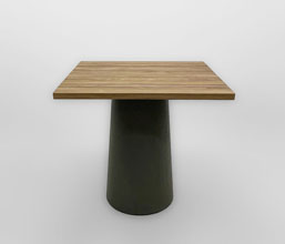 51.0000.0615: Δ.60/70/80/100 ή 70Χ70/80Χ80 Τραπέζι in-out, βάση fiber cement, καπάκι ξύλο recycled teak, πάχος 3εκ. 