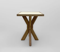 51.0000.0702: Τραπέζι in-out βάση ξύλο teak, καπάκι Fiber Cement light Lava finish σε τελάρο ξύλο ακακία